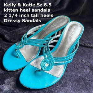 Turquoise Kitten heel thong sandals Size 8.5